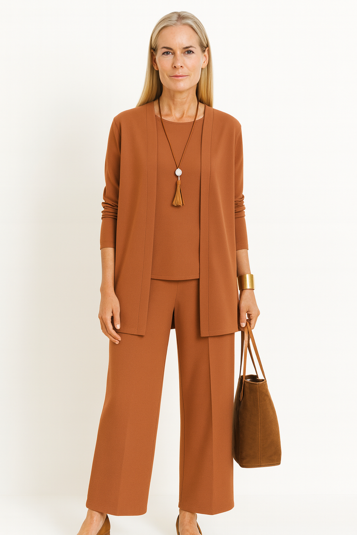 Set Bianca 2 pezzi + Cardigan in regalo