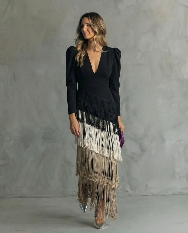Clara · Abito Elegante con Maniche a Frange